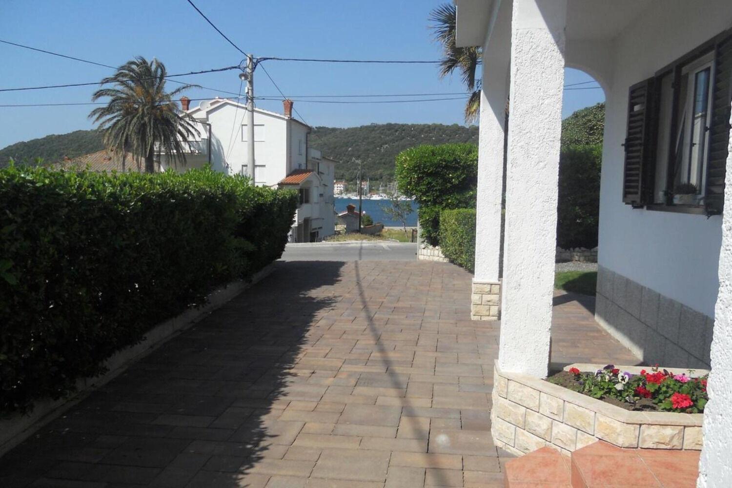 Apartments Ivo - With Terrace Supetarska Draga Kültér fotó